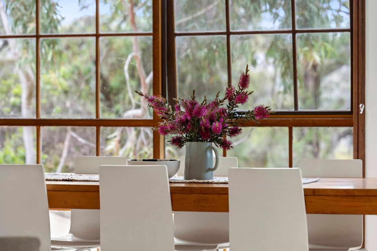 Villa Yirrip House Nestled On The Edge Of National Park Aireys Inlet Esterno foto